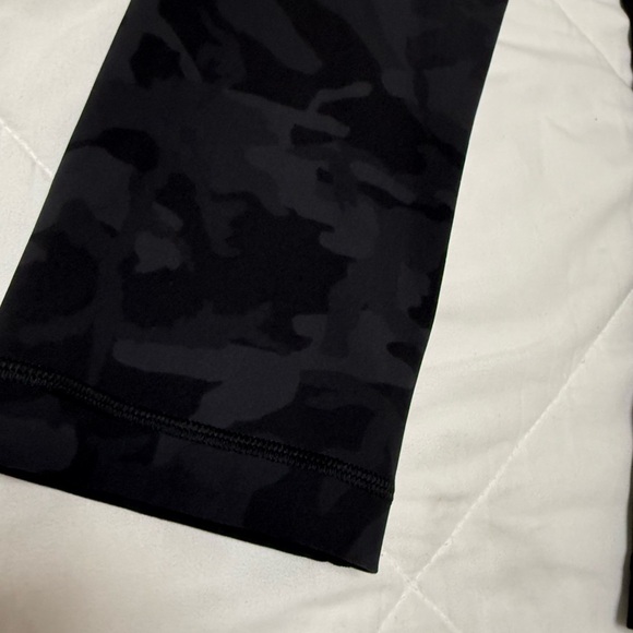 Lululemon Wunder Under Crop (High-Rise) *Full-On Luxtreme 21 - Picture 7 of 11